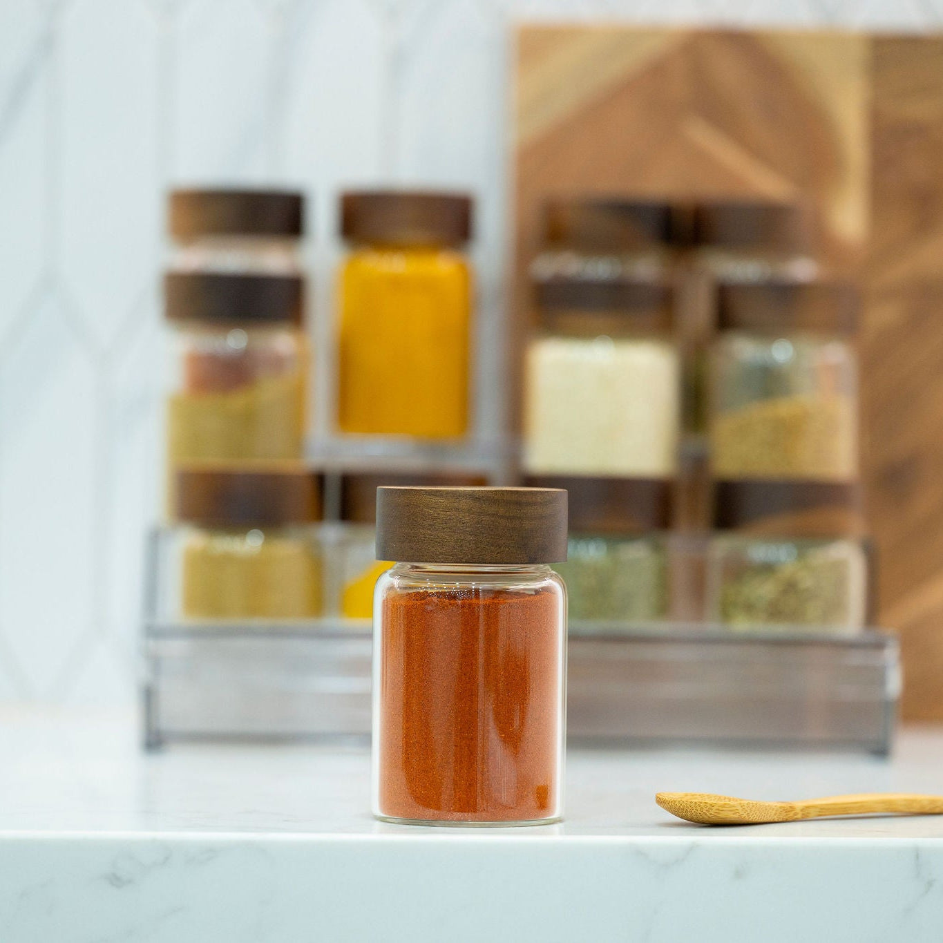 Acacia Screw On Spice Jar – 2 Sizes